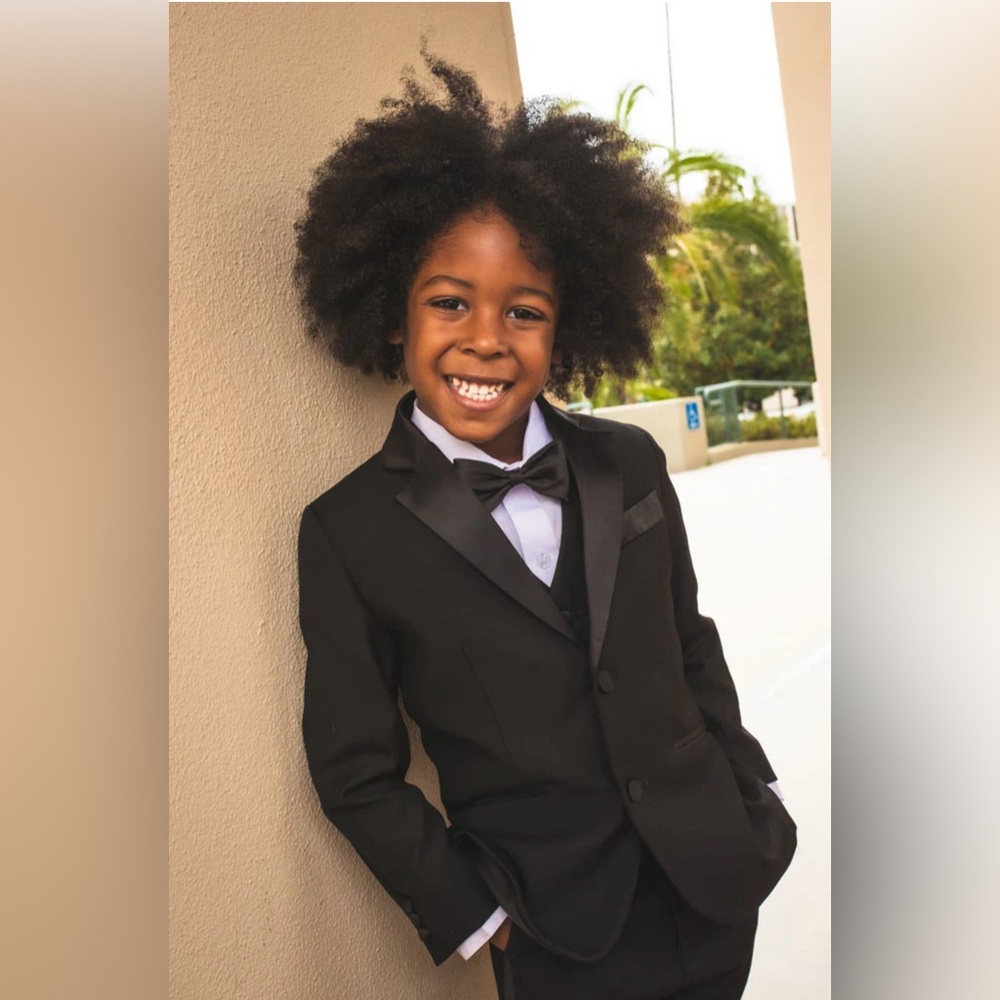 Classic Black Kids Formal tuxedo
